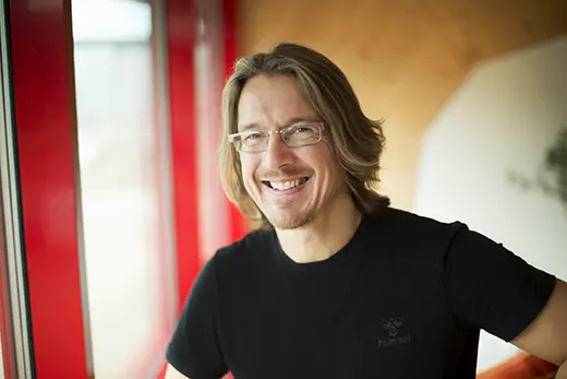 Porträtt av Jesper Andersson.