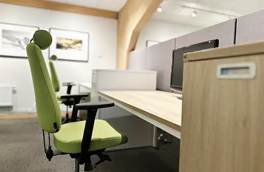 Arbetsmiljö hos Koja kontorshotell i Halmstad med fokus och flexibilitet.