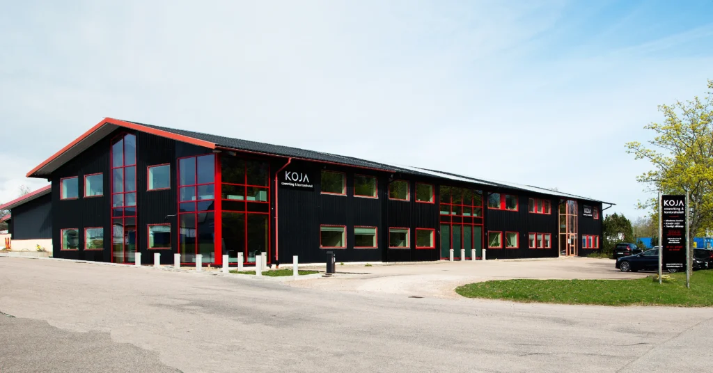 Exteriör av Koja kontorshotell på Flygstaden i Halmstad.
